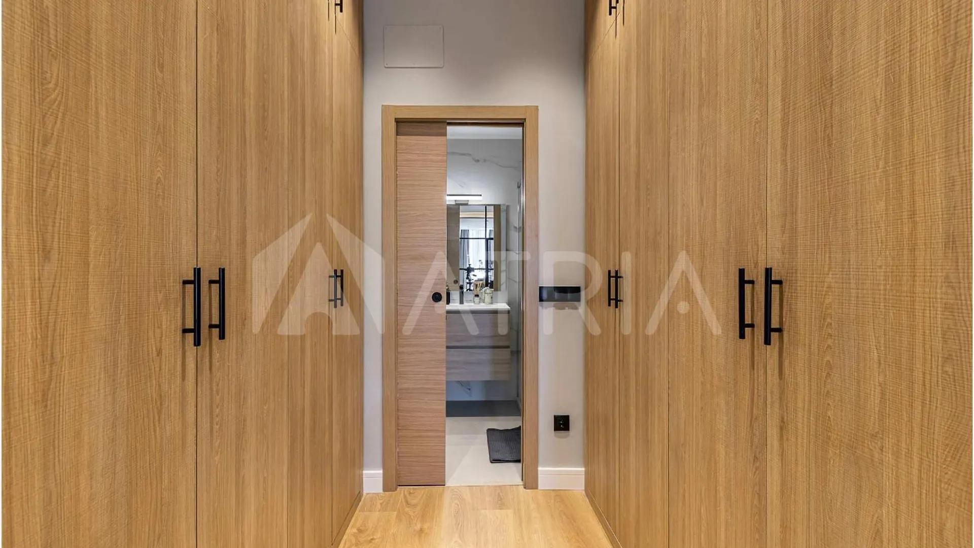 Flat 5 10M Walk To Bernabeu Real Madrid Stadium Apartment