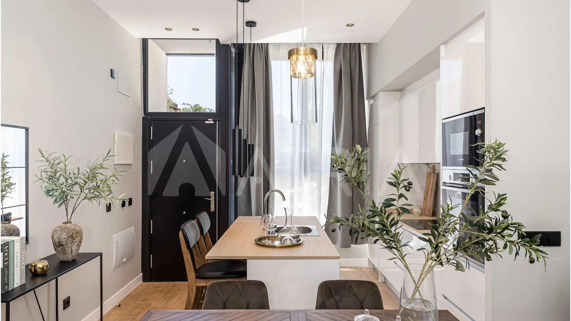 Flat 5 10M Walk To Bernabeu Real Madrid Stadium Apartment